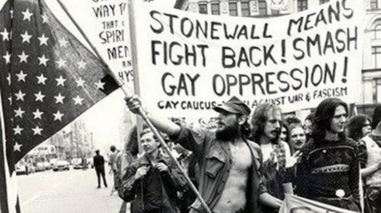 同性恋酒吧，石墙酒吧 (Stonewall Inn)