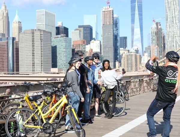布鲁克林大桥骑自行车